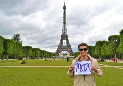 Este cel mai frumos mesaj pentru părinţi. A vrut să le mulţumească pentru tot ce au făcut pentru el 168826