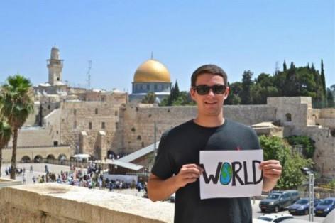 Este cel mai frumos mesaj pentru părinţi. A vrut să le mulţumească pentru tot ce au făcut pentru el 168833