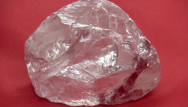 Diamant de 158 de carate descoperit în Rusia