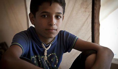 Ochii acestor copii au văzut ceea ce nimeni n-ar trebui să vadă vreodată. "Îşi stingeau ţigările pe mine. Uitaţi-vă! Uitaţi cicatricele" 169581