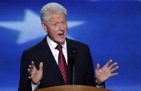 Bill Clinton ar candida la prezidenţiale ... dar în Franţa sau Irlanda
