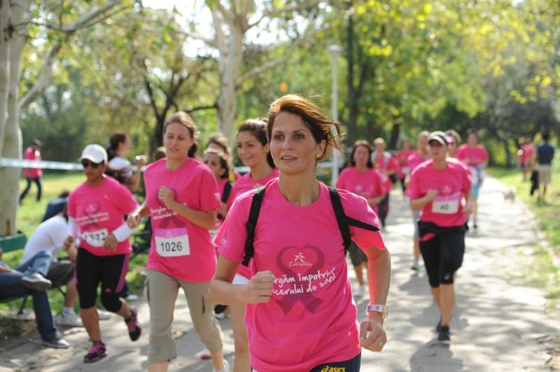 3.200 de oameni au alergat pentru a învinge cancerul la sân!  170278