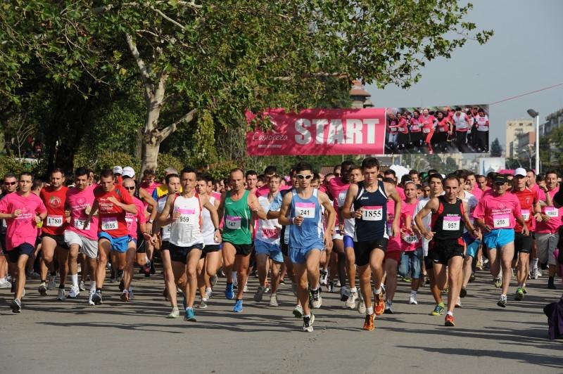 3.200 de oameni au alergat pentru a învinge cancerul la sân!  170281