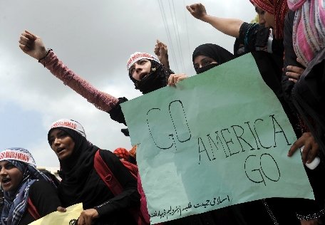 Pakistan. Sute de persoane protestează faţă de filmul american &quot;Inocenţa musulmanilor&quot;