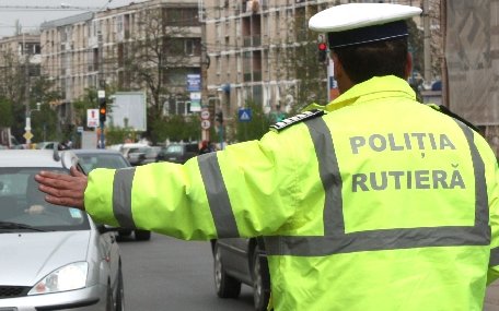 Bucureşti. 35 de şoferi au rămas fără permis sâmbătă noapte, în urma controalelor Poliţiei Rutiere