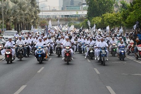 Jakarta. Aproximativ 3.000 de indonezieni au manifestat împotriva filmului &quot;Inocenţa musulmanilor&quot; 