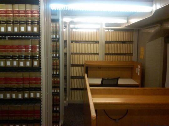 Eleva aceasta şi-a bătut joc de sistemul educaţional din SUA. Toţi bărbaţii vor să vadă ce a făcut într-o BIBLIOTECĂ 171058