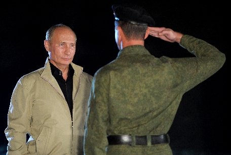 Liderul cu mână de fier al Rusiei împlineşte 60 de ani