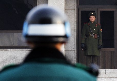 Un soldat nord-coreean a dezertat şi a trecut în tabăra Coreei de Sud