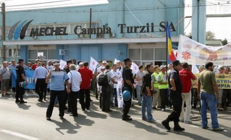 Mechel concediază toţi angajaţii de la Câmpia Turzii. Compania vrea să vândă combinatele din România