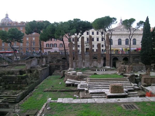 Un arheolog spaniol susţine că a descoperit locul exact al asasinării lui Iulius Cezar