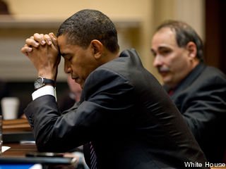 Ce face Barack Obama cu 12 zile înainte de alegerile prezidenţiale. &quot;Faceţi şi voi ca mine&quot;