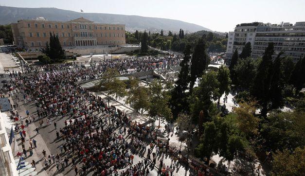 Grevă generală în Grecia. Demonstranţii se bat cu poliţiştii pe străzile Atenei 173287