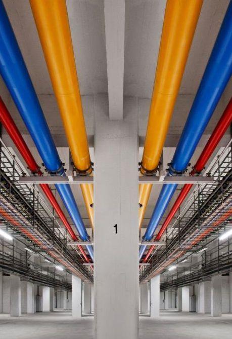 Intră în casa internetului. Fotografii ÎN PREMIERĂ cu serverele Google 173262