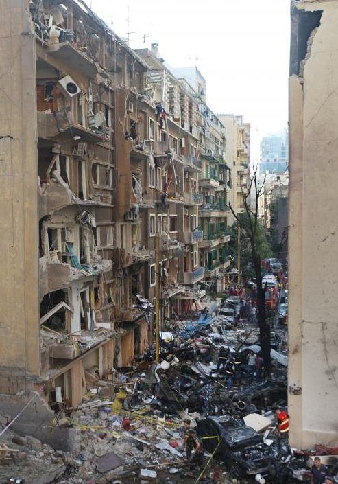 Opt morţi şi 86 de răniţi într-un atentat cu maşină-capcană la Beirut  173549