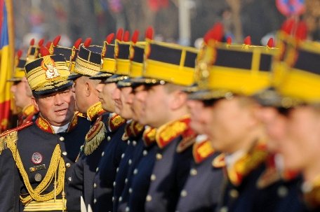 Ziua Armatei Române va fi marcată duminică, în Parcul Izvor. Vezi aici programul