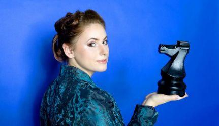 Femeia care i-a bătut pe bărbaţi la propriul lor joc. Marele Garry Kasparov a fost umilit de ea 174483