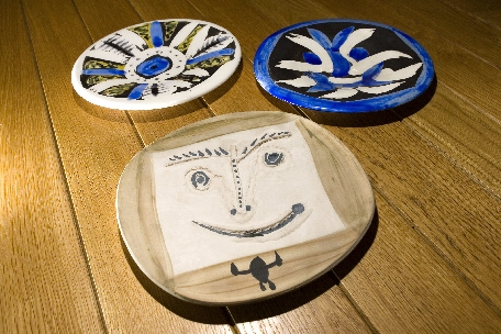 O colecţie de ceramică realizată de Pablo Picasso, expusă la un muzeu din Uzbekistan