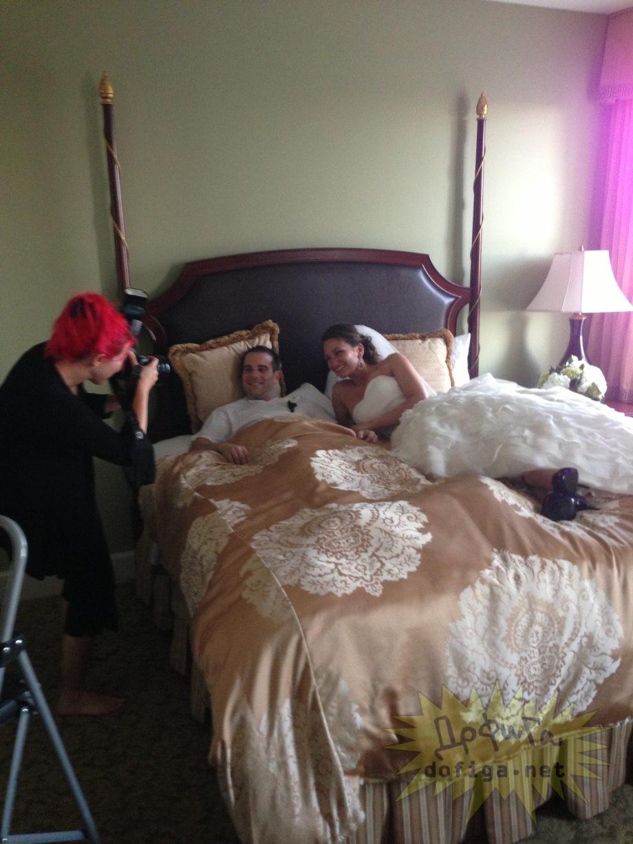 Nicăieri în lume nu s-a mai văzut o nuntă ca a lor. Ce a făcut mireasa în pat înainte de a pleca la biserică 174975