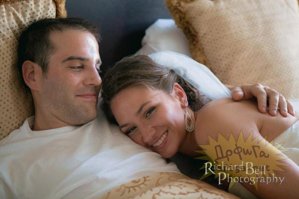 Nicăieri în lume nu s-a mai văzut o nuntă ca a lor. Ce a făcut mireasa în pat înainte de a pleca la biserică 174979