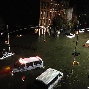 FOTO în timp real cu urmările URAGANULUI Sandy. Ce postează americanii pe Facebook în fiecare clipă 175261