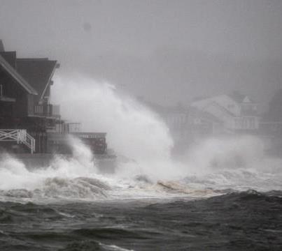 FOTO în timp real cu urmările URAGANULUI Sandy. Ce postează americanii pe Facebook în fiecare clipă 175271
