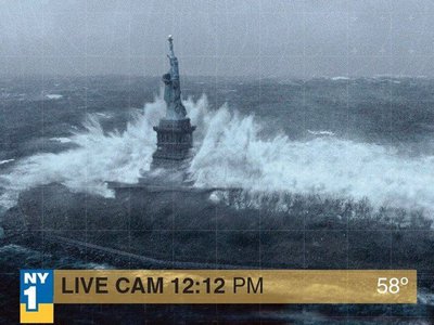 Sandy îşi face de cap. Statuia Libertăţii a ajuns sub ape, iar rechinii au invadat marile oraşe