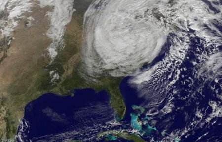 Efectele uraganului Sandy asupra economiei americane. La ce sumă au fost estimate pagubele 