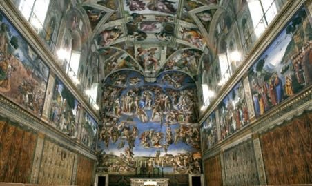 Vaticanul se gândeşte să restrângă accesul la Capela Sixtină. Turiştii pun în pericol frescele