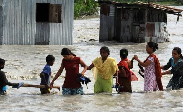 Cel puţin 22 de morţi după ploile torenţiale din India