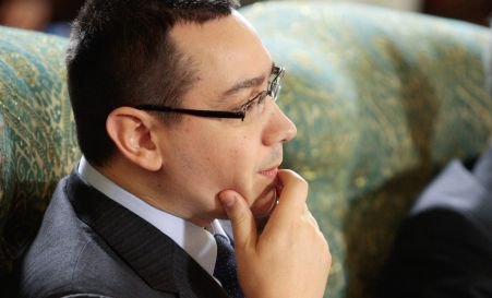 Ponta vrea să modifice Constituţia în 2013. De ce trebuie schimbată legea fundamentală