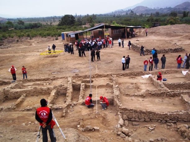 O mumie veche de 500 de ani a fost descoperită în Peru