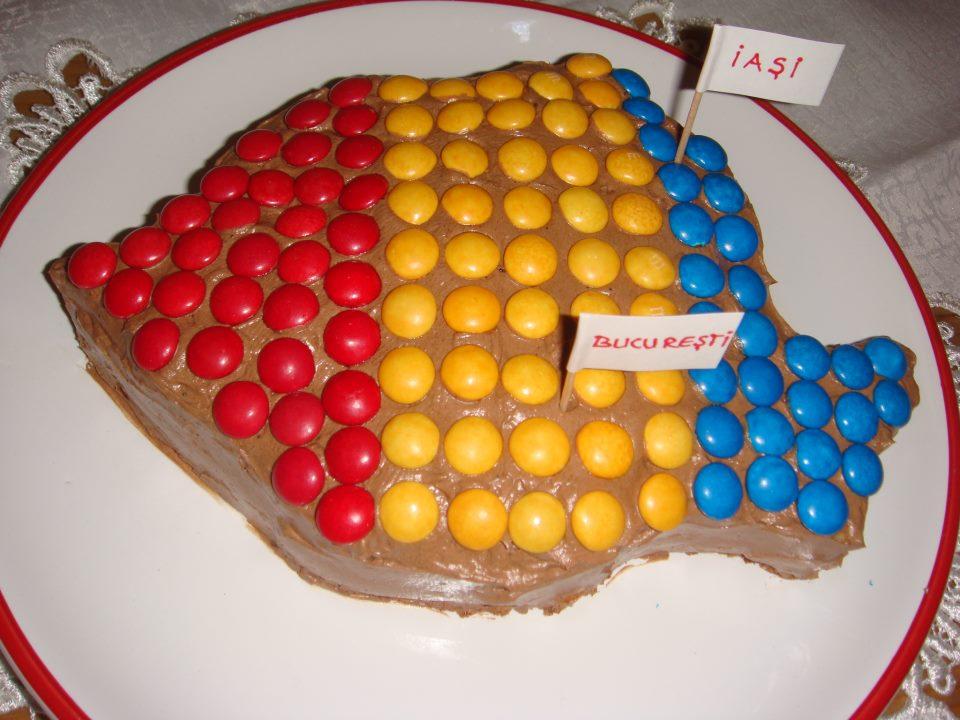 "Fii tare ca o stâncă şi nu uita că eşti româncă". Mii de mesaje impresionante au fost postate pe pagina de Facebook "Drapelul României" 176995