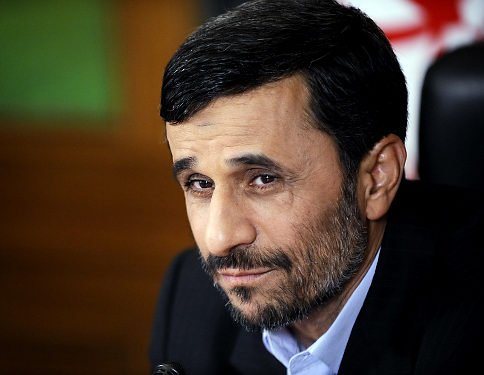 Ahmadinejad vrea un dialog direct cu SUA în ceea ce priveşte programul nuclear