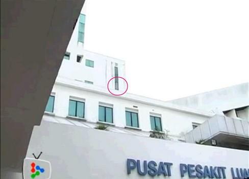 Imaginea Fecioarei Maria a apărut pe un spital din Malaiezia. Sute de credincioşi au venit în pelerinaj 177554