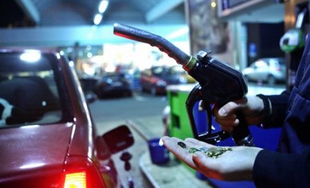 OMV Petrom a ieftinit carburanţii. Vezi noile preţuri la benzină şi motorină