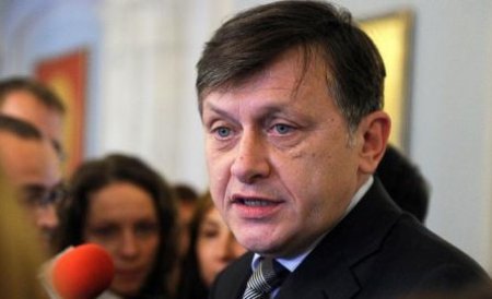 Antonescu: Băsescu face afirmaţii iresponsabile, de maximă gravitate, dăunătoare României