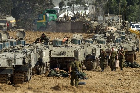 Armata israeliană ar putea convoca 75.000 de rezervişti pentru operaţiunile din Fâşia Gaza