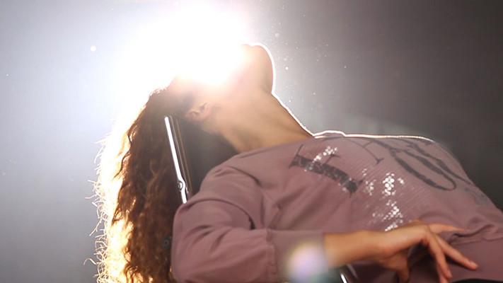 Frumoasa României, Mădălina Ghenea, a uimit lumea cu un nou pictorial. Ipostaza în care apare e uimitoare 178261