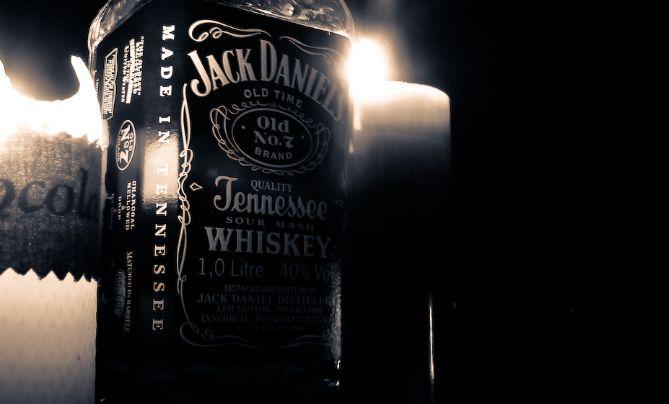 O pasiune devenită tradiţie. Secretele celui mai popular whiskey american din lume 178299