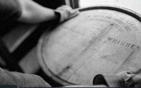 O pasiune devenită tradiţie. Secretele celui mai popular whiskey american din lume 178301