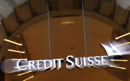 JP Morgan Chase şi Credit Suisse, penalizate cu 417 milioane de dolari, pentru înşelarea unor investitori