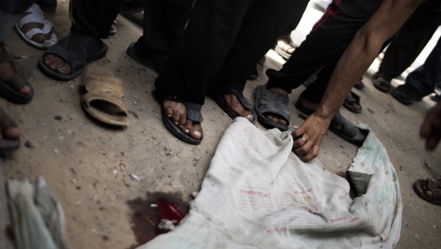 29 de morţi, bilanţul sângeros al celei de-a cincea zi de bombardamente în Gaza. Catolicii se roagă la Ierusalim pentru pace