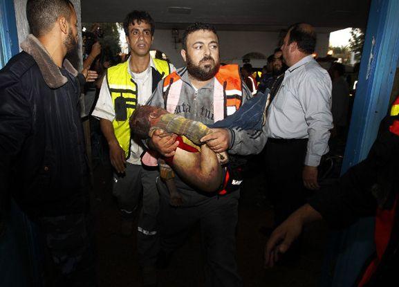 Israelul recunoaşte! O familie de 11 palestinieni a fost ucisă din GREŞEALĂ 178734