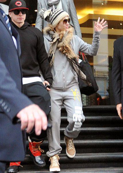 Transformarea radicală care a făcut-o să arate ca un boschetar. Vedeta care are un imperiu de sute de milioane de dolari, de nerecunoscut 178630