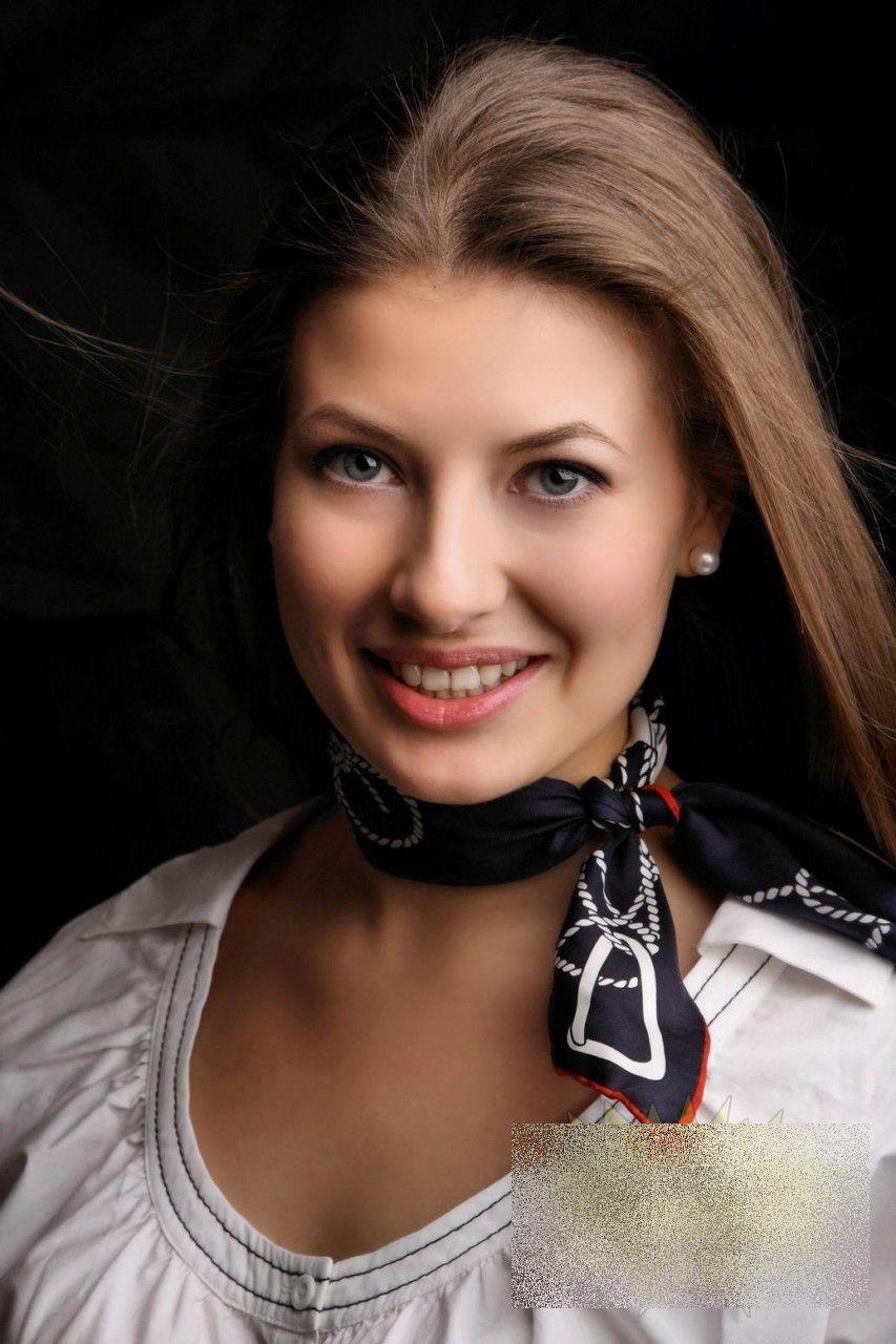 "Este cea mai frumoasă femeie pe care o ştiu, dar nu mă aşteptam să accepte să facă asta". Ce slujbă are tânăra 179210