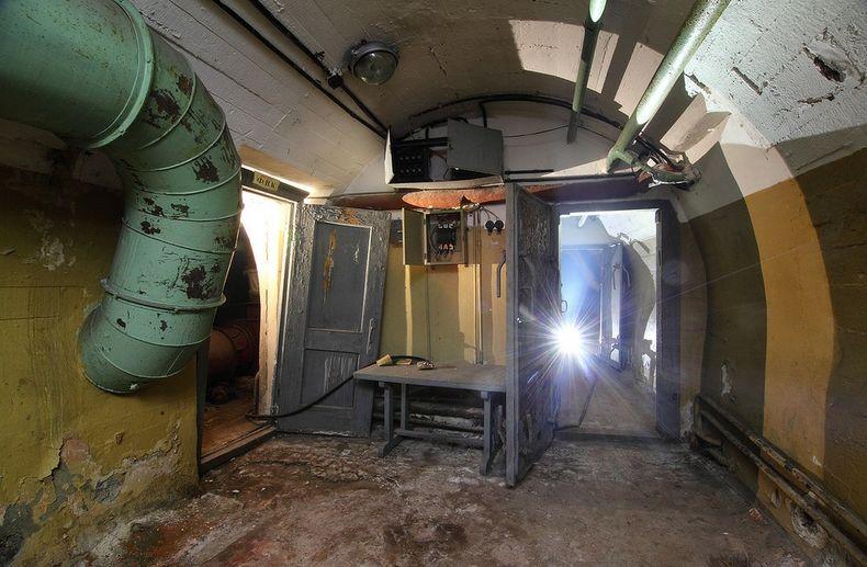 Incursiune în buncărele sovietice. Acestea erau locurile de refugiu în cazul unui război apocaliptic 179533