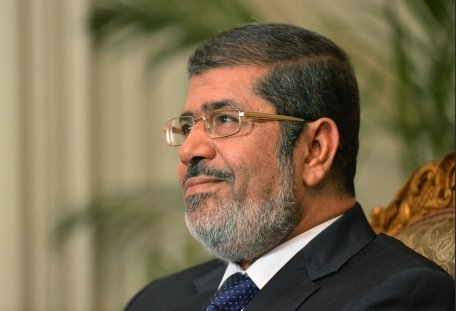 Egipt. Cea mai înaltă autoritate judiciară denunţă noile prerogative ale preşedintelui islamist Morsi