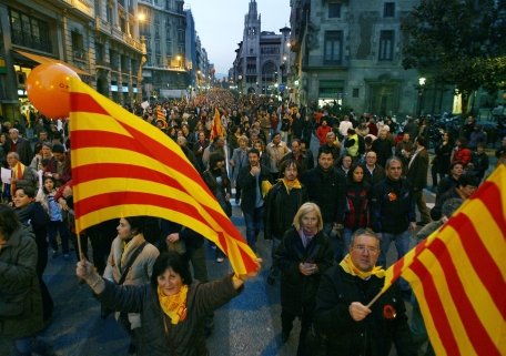Locuitorii din Catalonia sunt chemaţi la urne, pentru a-şi alege Parlamentul