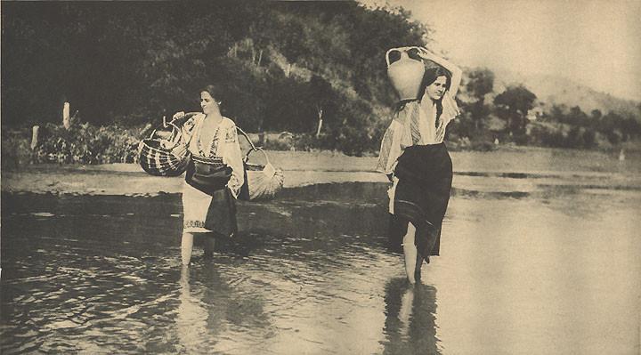 Un articol despre România din New York Times care a făcut ISTORIE. "Bucureştiul, asemănător cu Washington-ul sau New Orleans" 179784